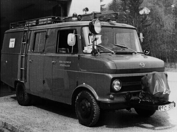 IMG_LF8_-Opel.jpg